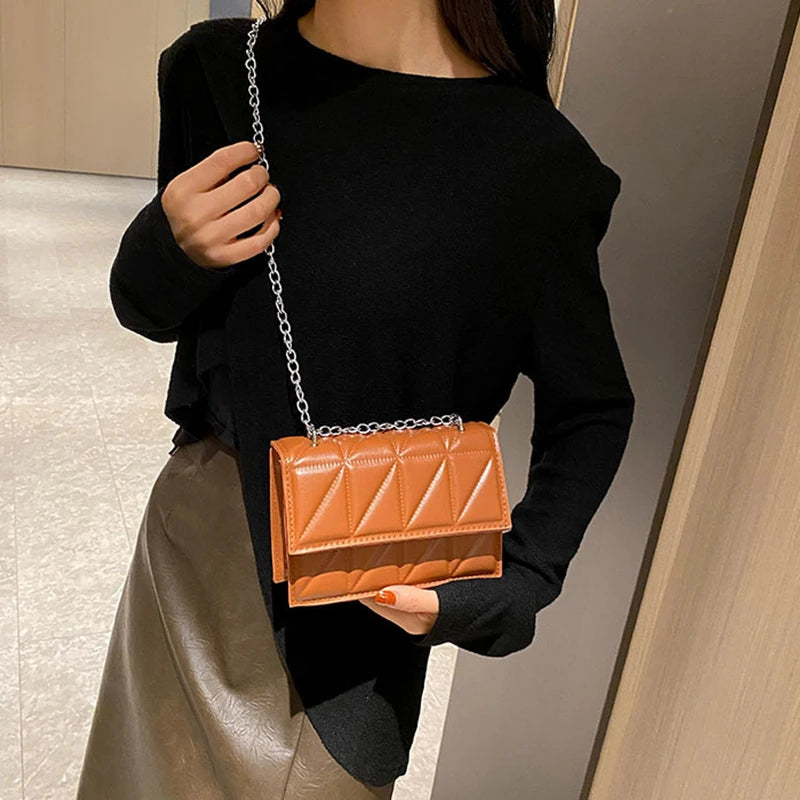 Nuvellea Chain Strap Shoulder Bag for Effortless Chic
